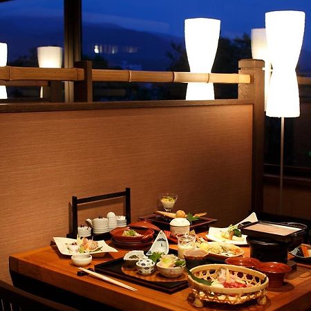 Tokinoniwa Hotel Kusatsu  Bagian luar foto