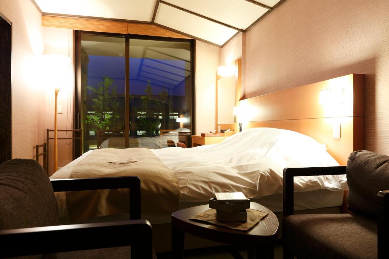 Tokinoniwa Hotel Kusatsu  Bagian luar foto